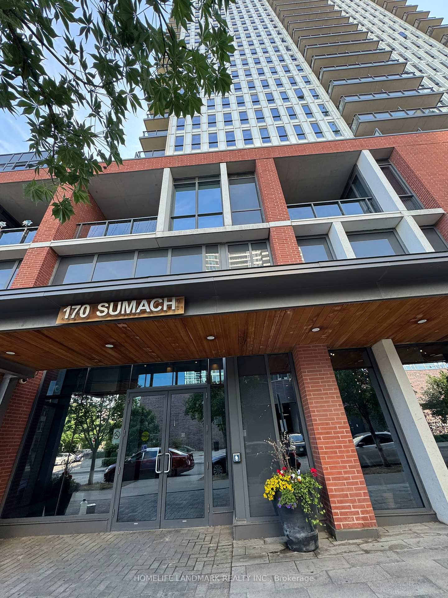 170 Sumach Street 504, Toronto C08, ON M5A 0C3