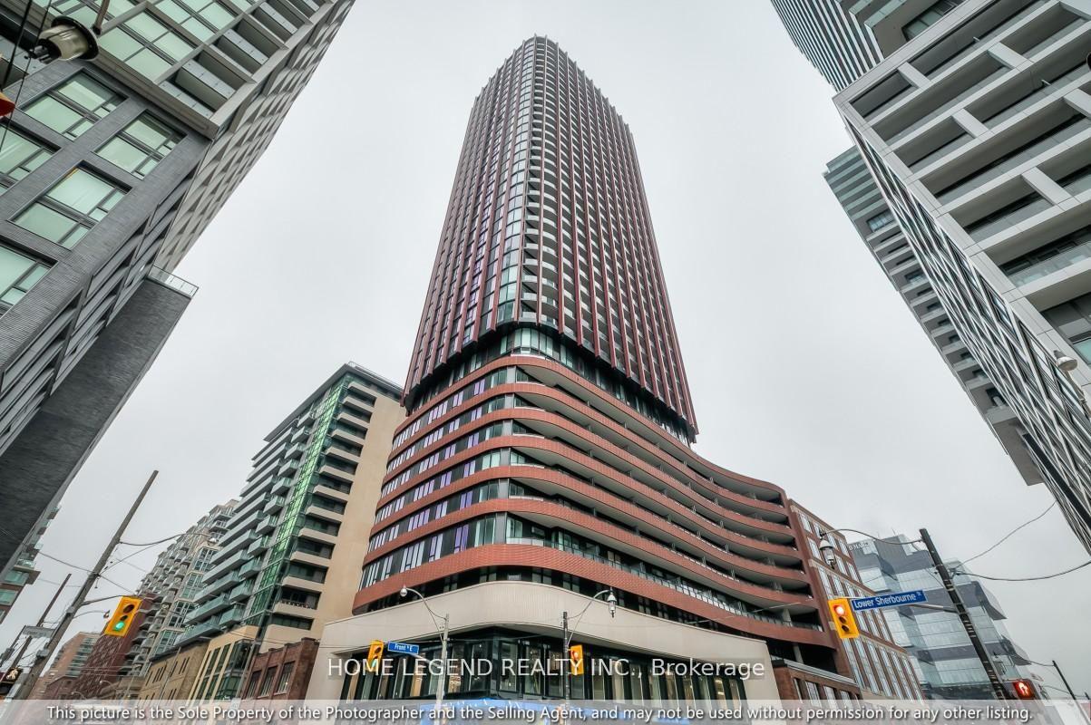 180 Front Street E 503, Toronto C08, ON M5A 0A9