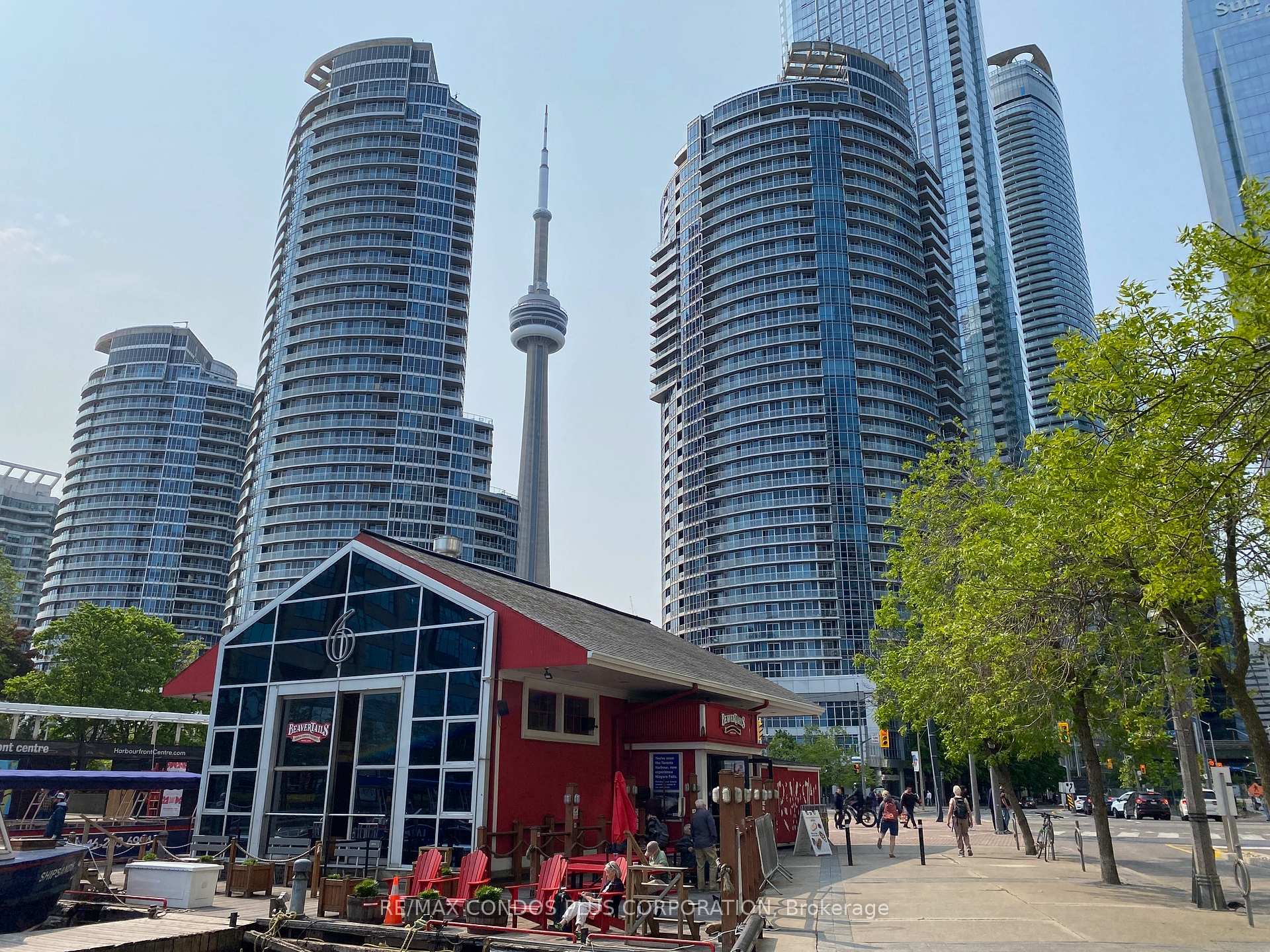 208 Queens Quay N/A W 2908, Toronto C01, ON M5J 2Y5