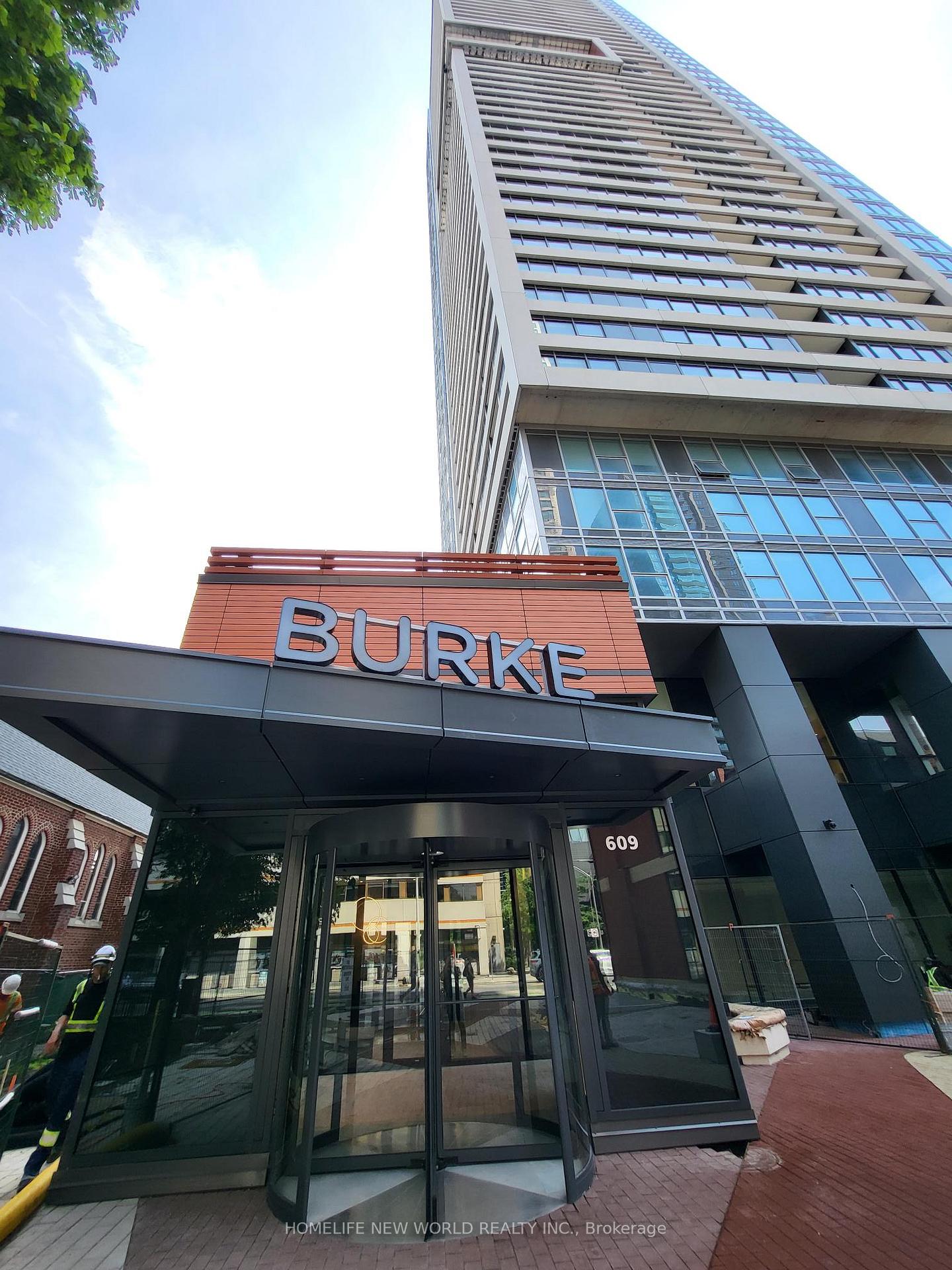 609 Sherbourne Street 901, Toronto C08, ON M4X 0A4