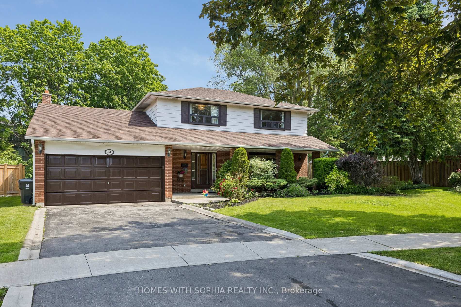 34 Rustywood Drive, Toronto C13, ON M3A 1R8