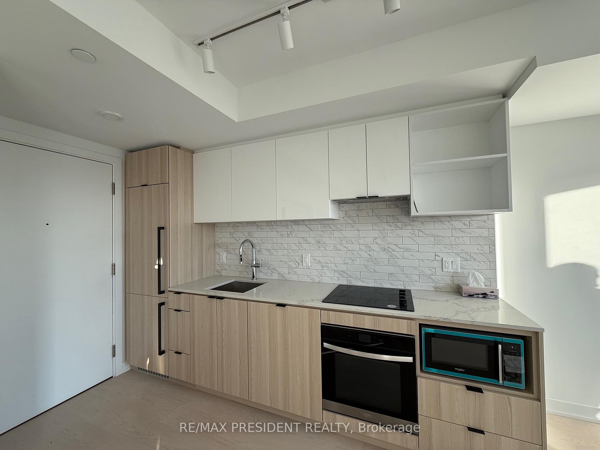 252 Church Street 4217, Toronto C08, ON M5B 1Z2