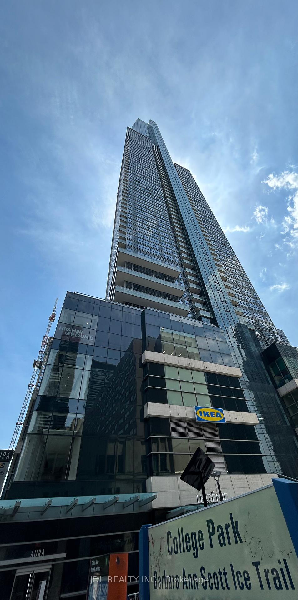 384 Yonge St Street #3, Toronto C01, ON M5B 1S8