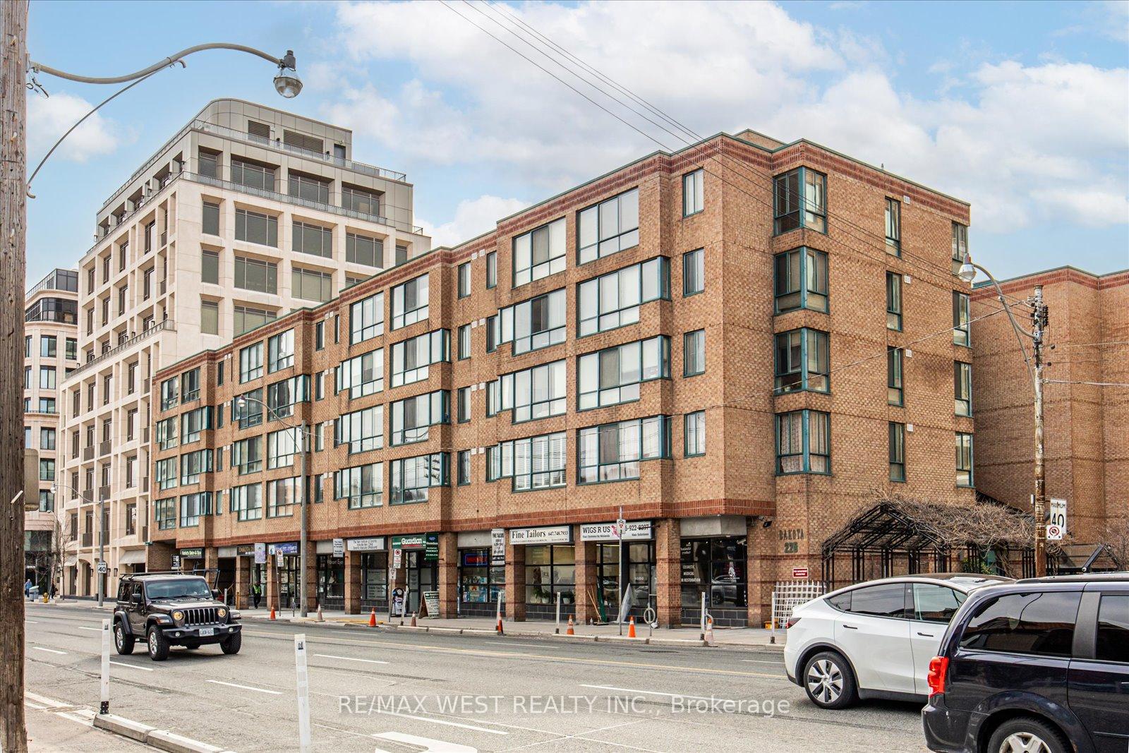 225 Davenport Road 503, Toronto C02, ON M5R 3R2