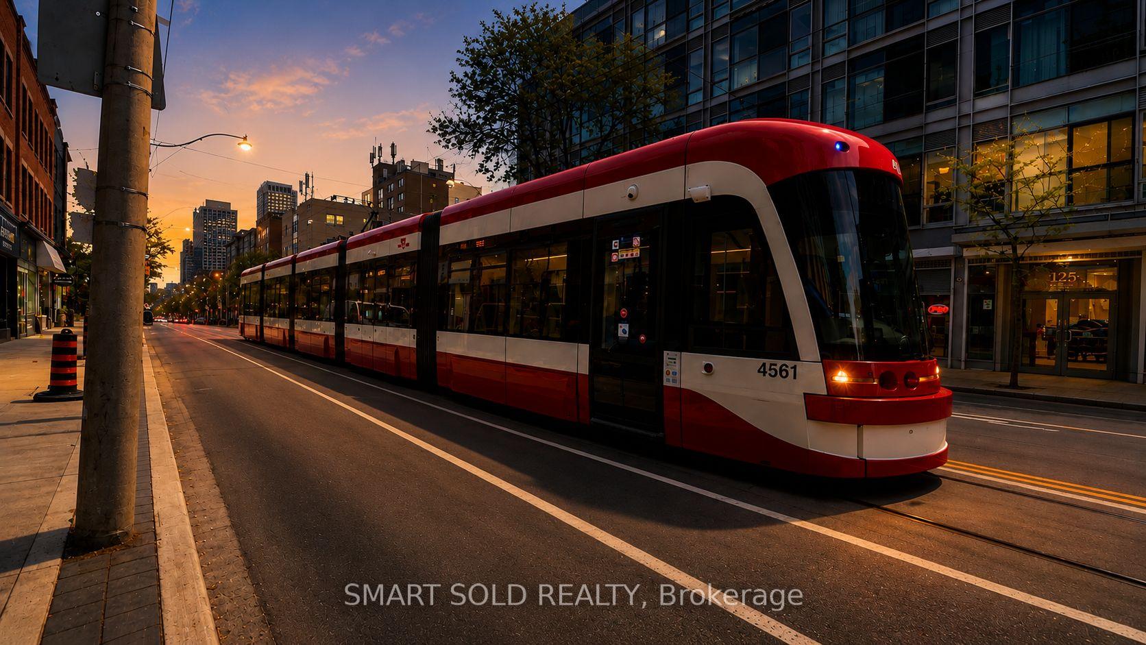 100 Queen Street E 1207, Toronto C08, ON M5C 0B5