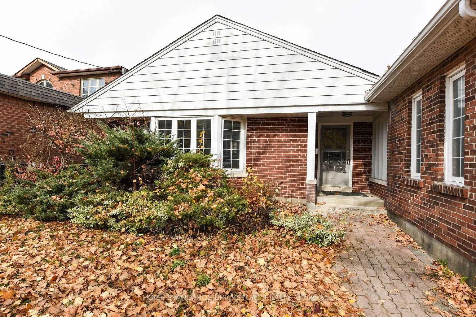 90 Centre Avenue N, Toronto C14, ON M2M 2L6