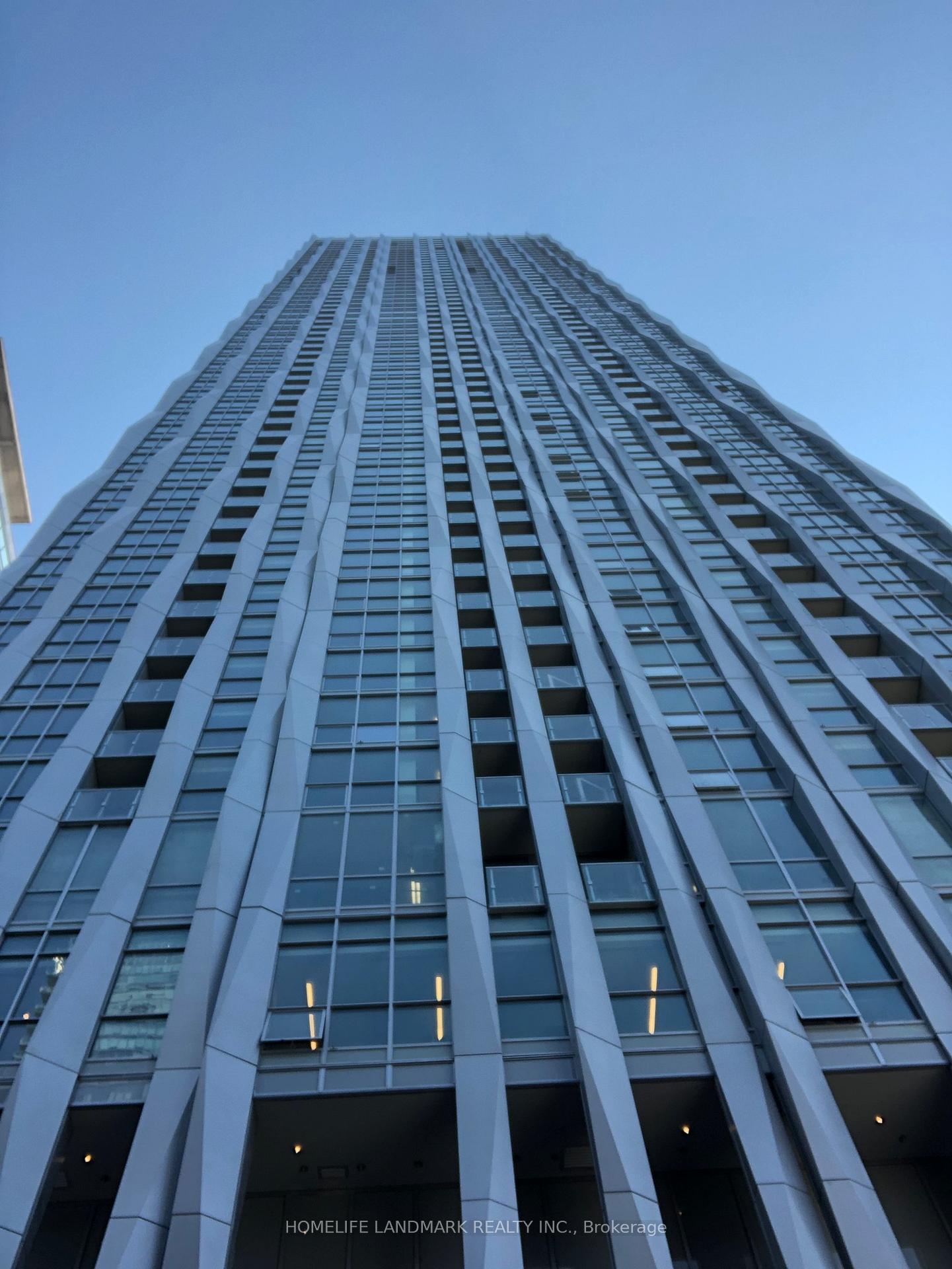 1 Yorkville Avenue 604, Toronto C02, ON M4W 1L1