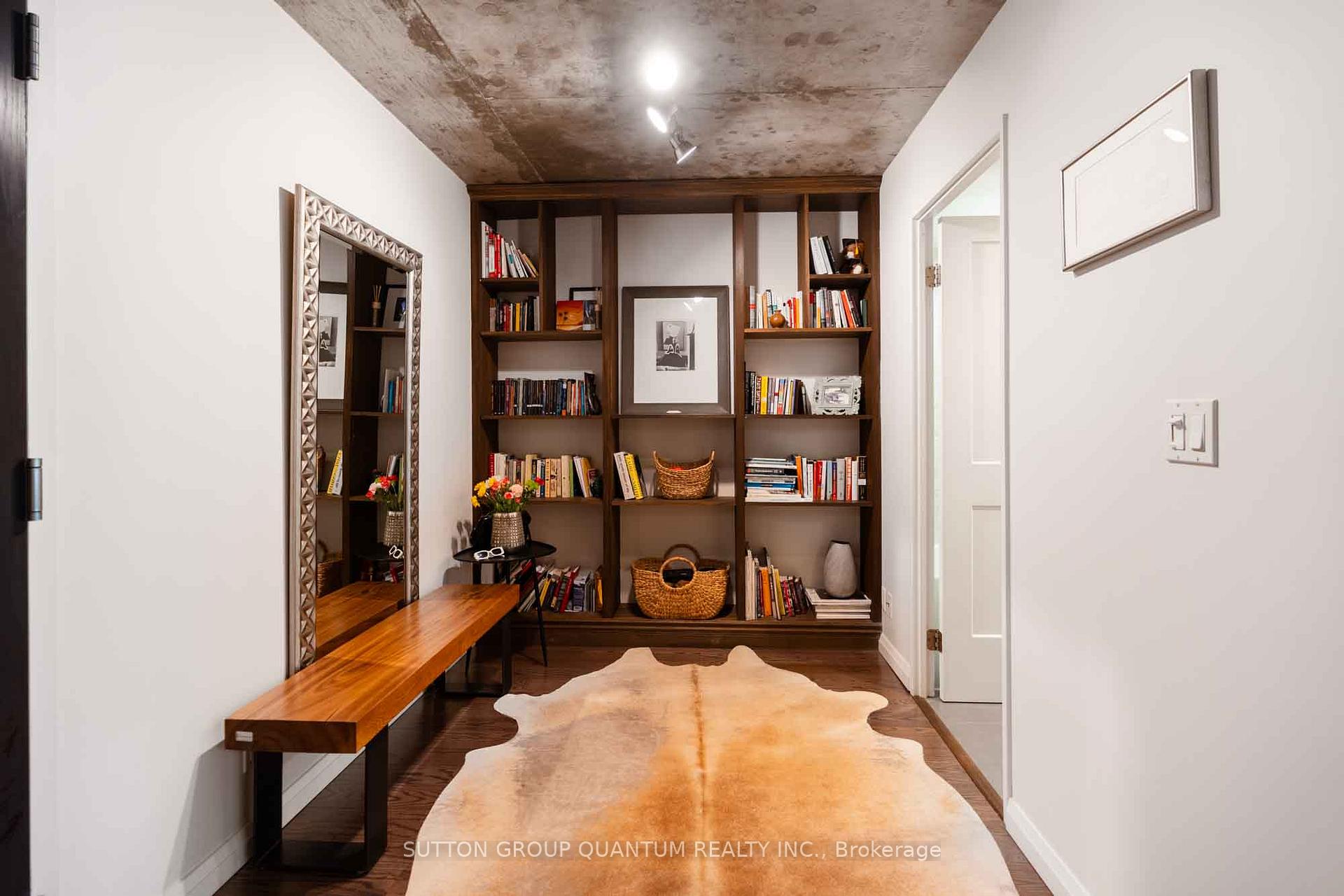1005 King Street W 502, Toronto C01, ON M6K 3M8