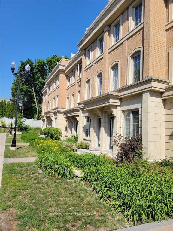 50 Hargrave Lane 4, Toronto C12, ON M4N 0A4