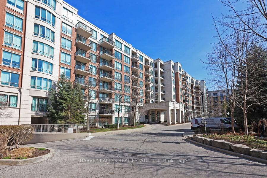 38 William Carson Crescent 221, Toronto C12, ON M2P 2H2