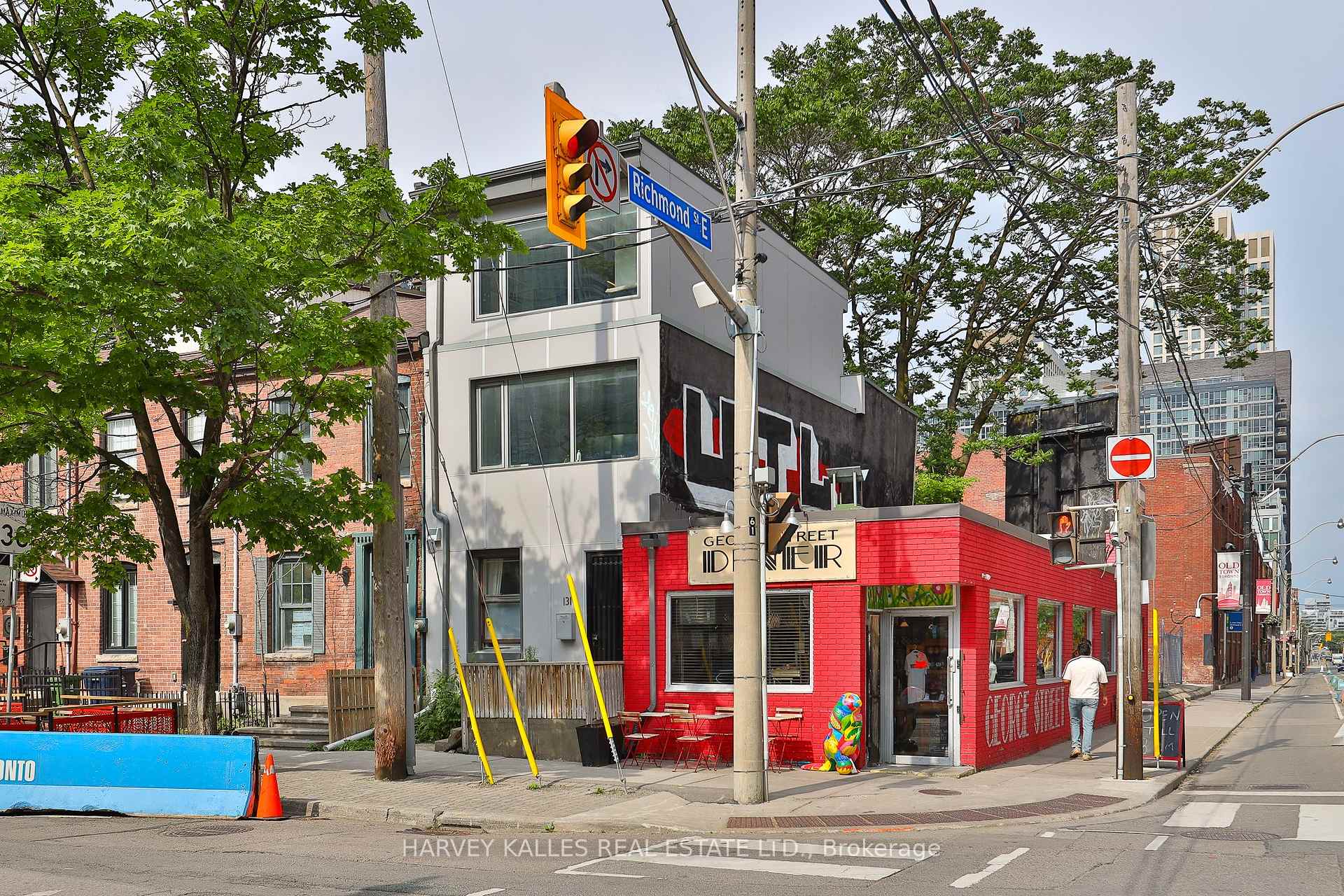 131 George Street, Toronto C08, ON M5A 2M6
