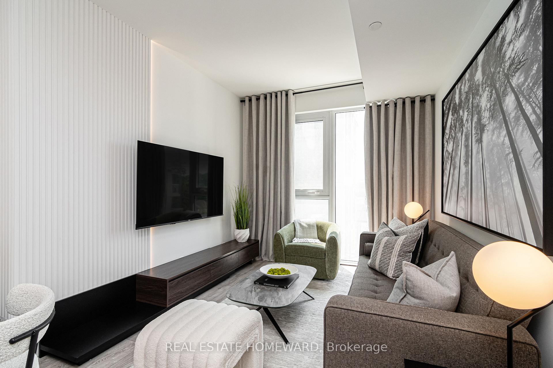 2020 Bathurst Street 502, Toronto C03, ON M5P 0A6