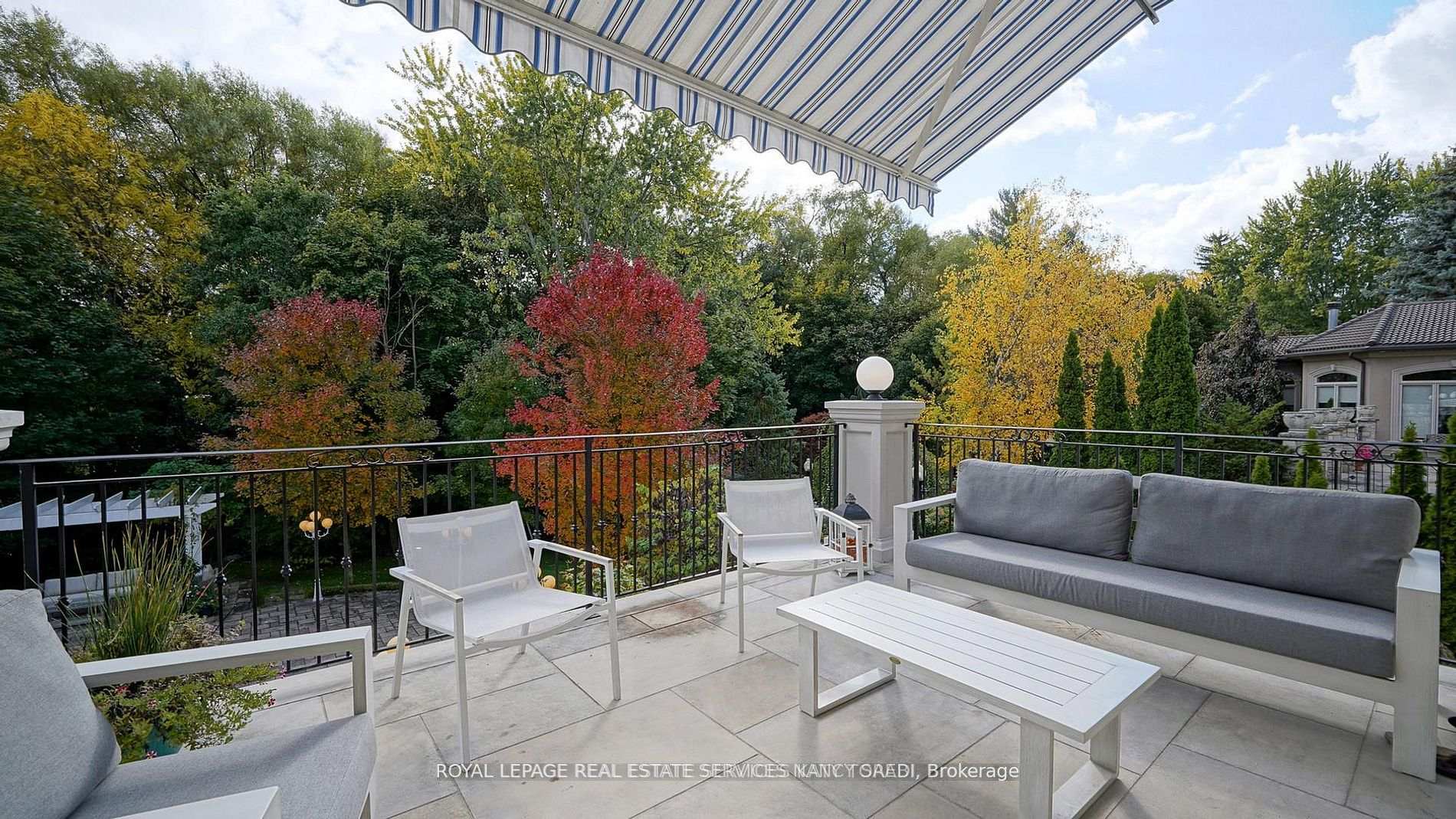 101 Forest Heights Boulevard, Toronto C12, ON M2L 2K7