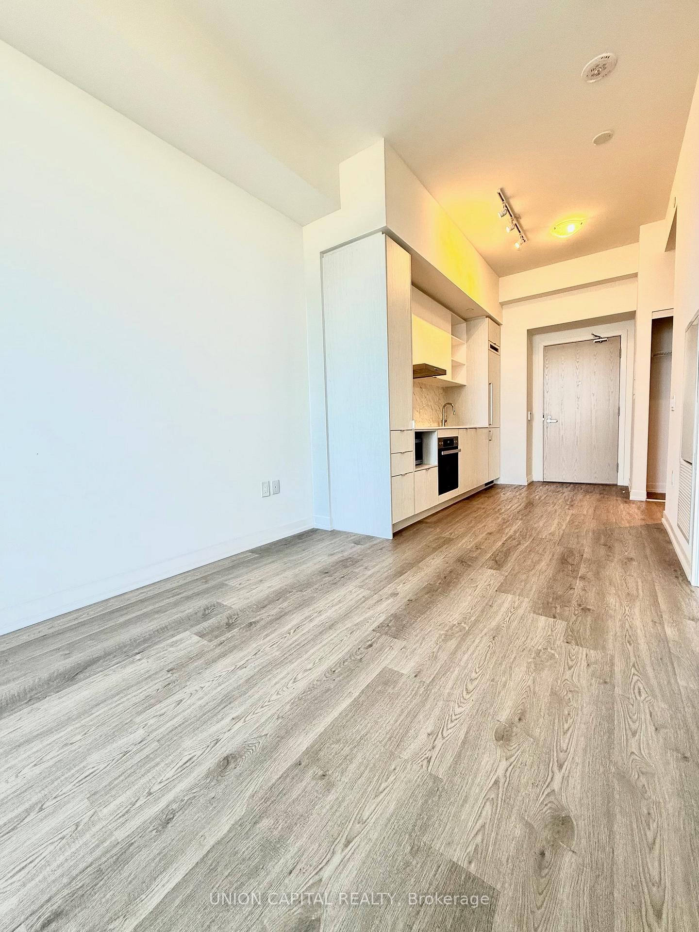 55 W Cooper Street 7006, Toronto C08, ON M5E 0G1