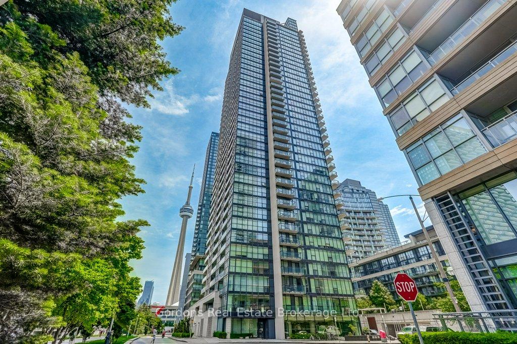 25 Capreol Court 1212, Toronto C01, ON M5V 3Z7
