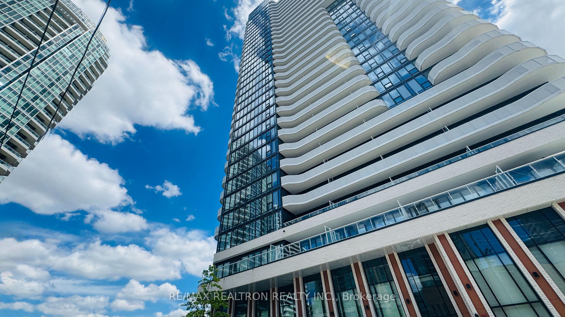 15 Holmes Avenue 2002, Toronto C14, ON M2N 0L4