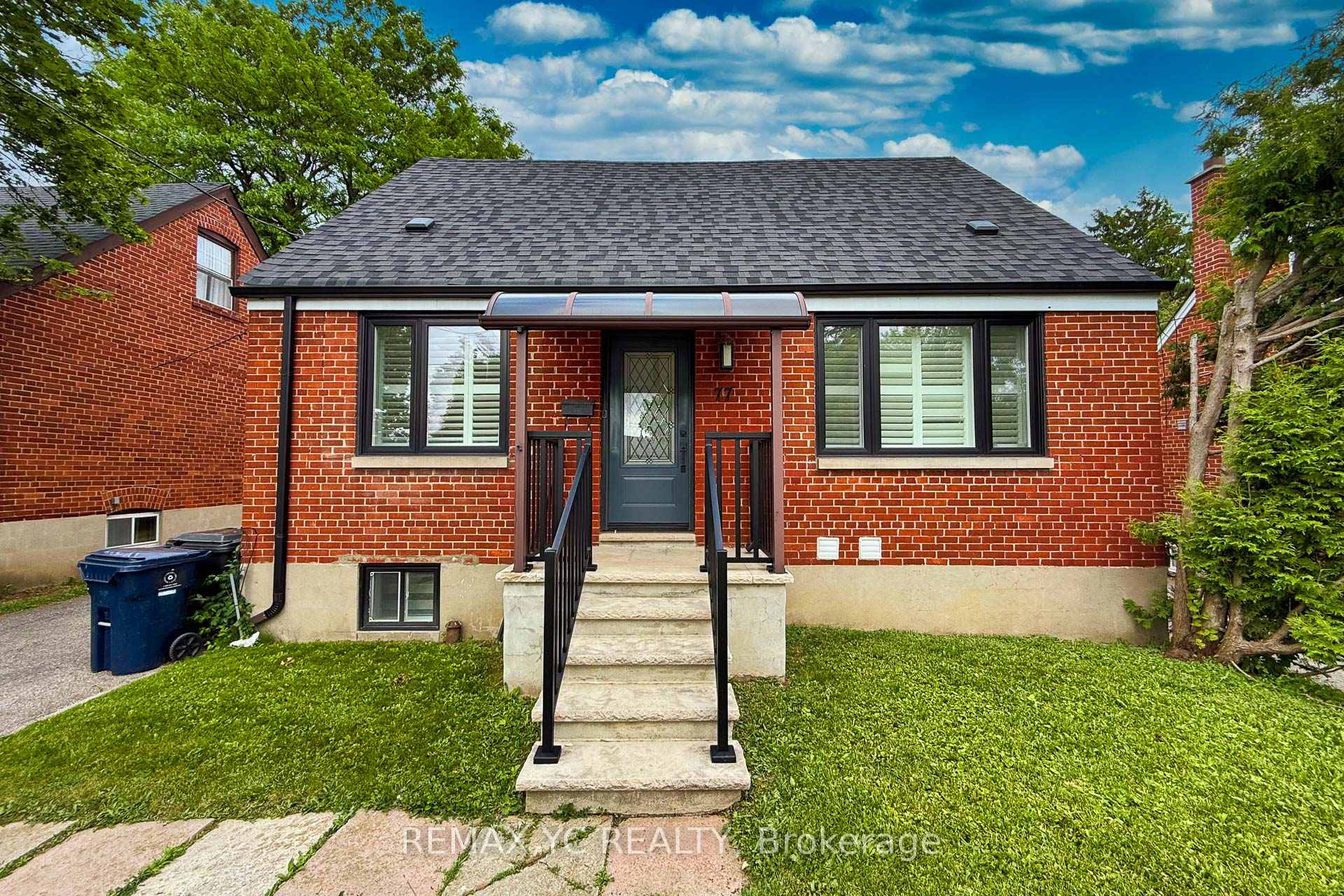77 Talbot Road, Toronto C07, ON M2M 1S1
