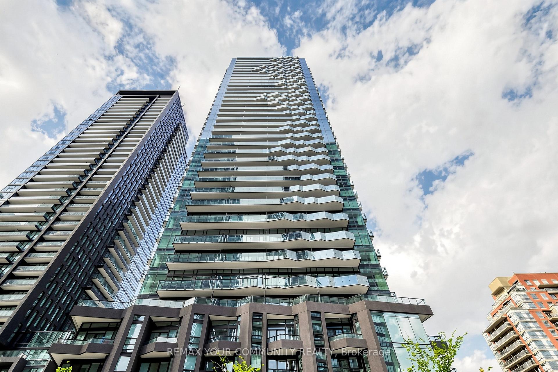 110 Broadway Avenue E 819, Toronto C10, ON M4P 1V3