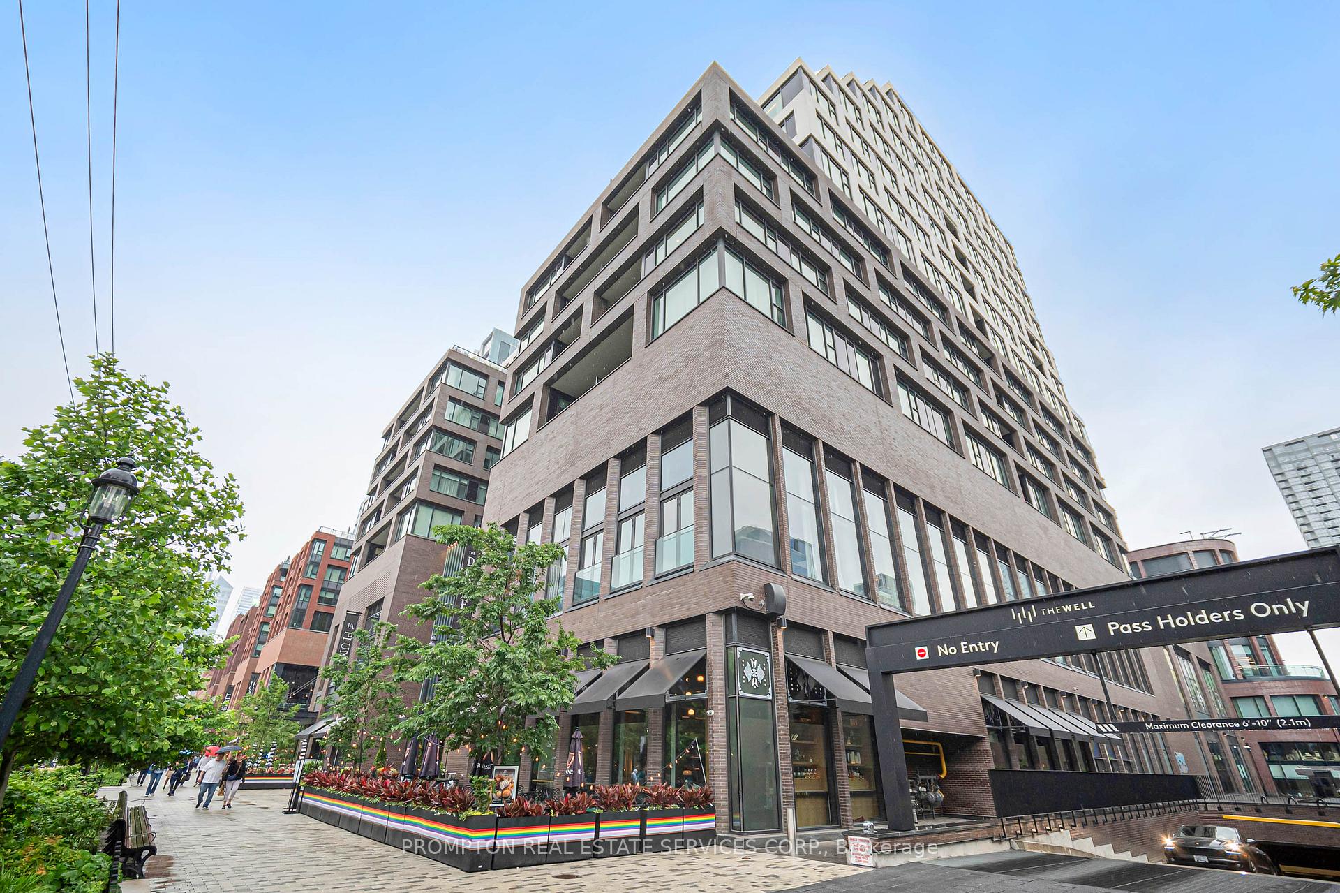 455 wellington Street W 908, Toronto C01, ON M5J 2R2