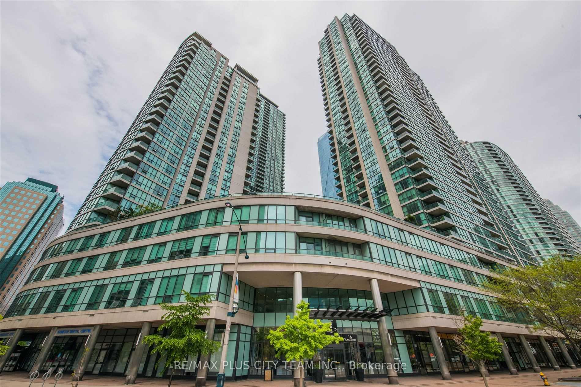 16 Yonge Street 2306, Toronto C01, ON M5E 2A1