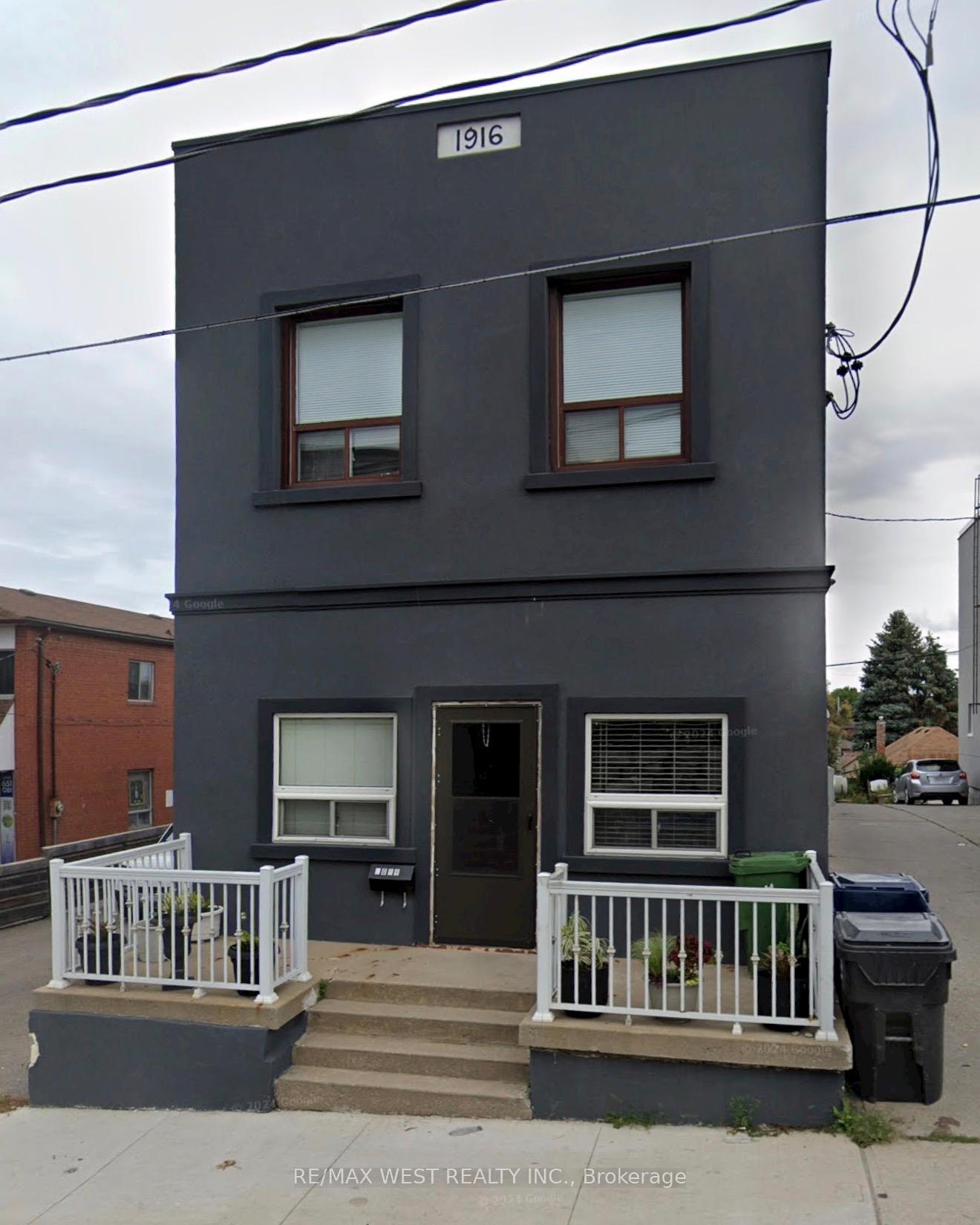 2089 Dufferin Street 1, Toronto C03, ON M6E 3R3