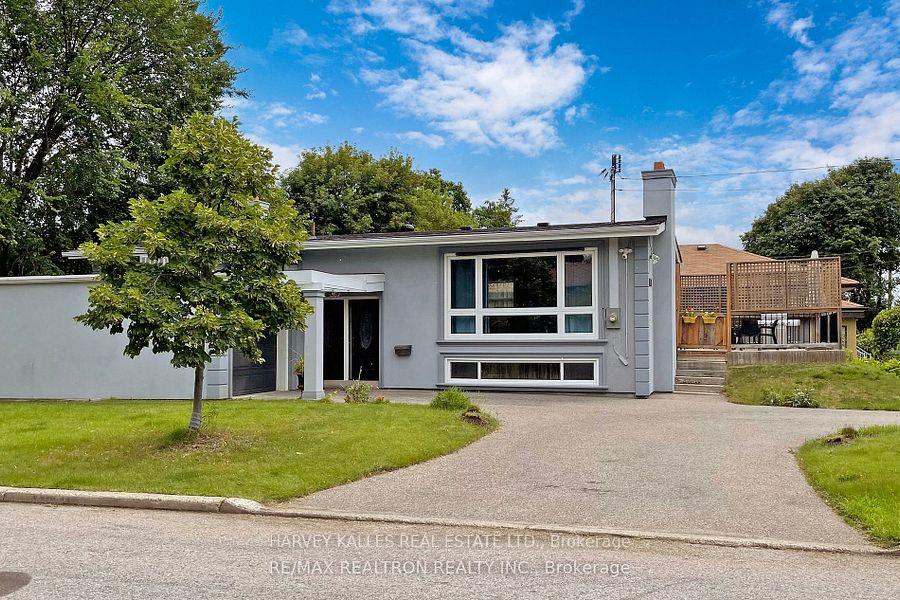 142 Combe Avenue Lower, Toronto C06, ON M3H 4K1