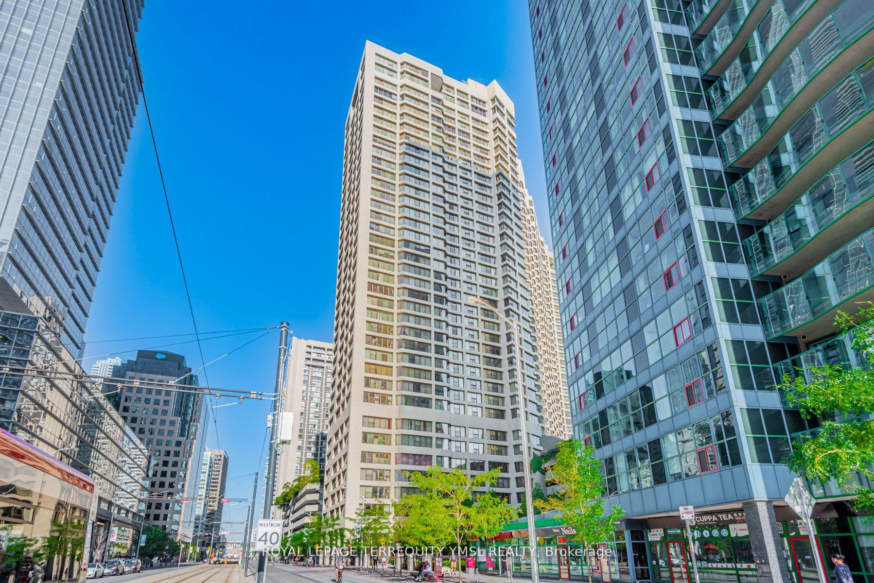 55 Harbour Square 814, Toronto C01, ON M5J 2S2