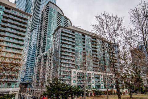 25 Lower Simcoe Street Ph17, Toronto C01, ON M5J 3A1