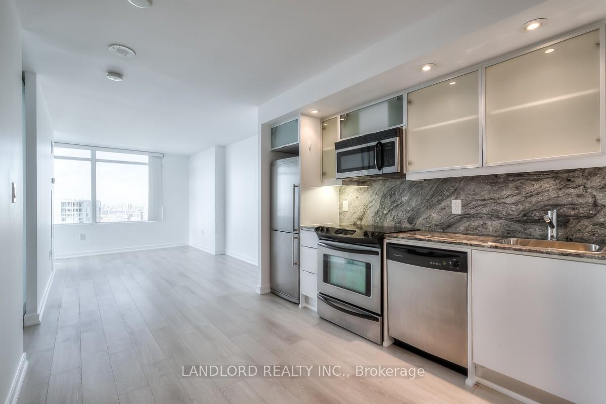 25 Telegram Mews 5308, Toronto C01, ON M5V 3Z1