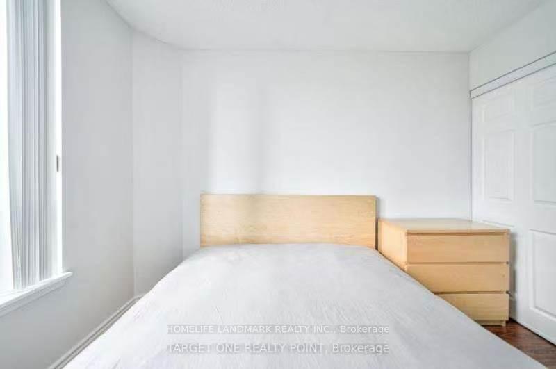 35 Express Avenue, Toronto C14, ON M2N 6T3