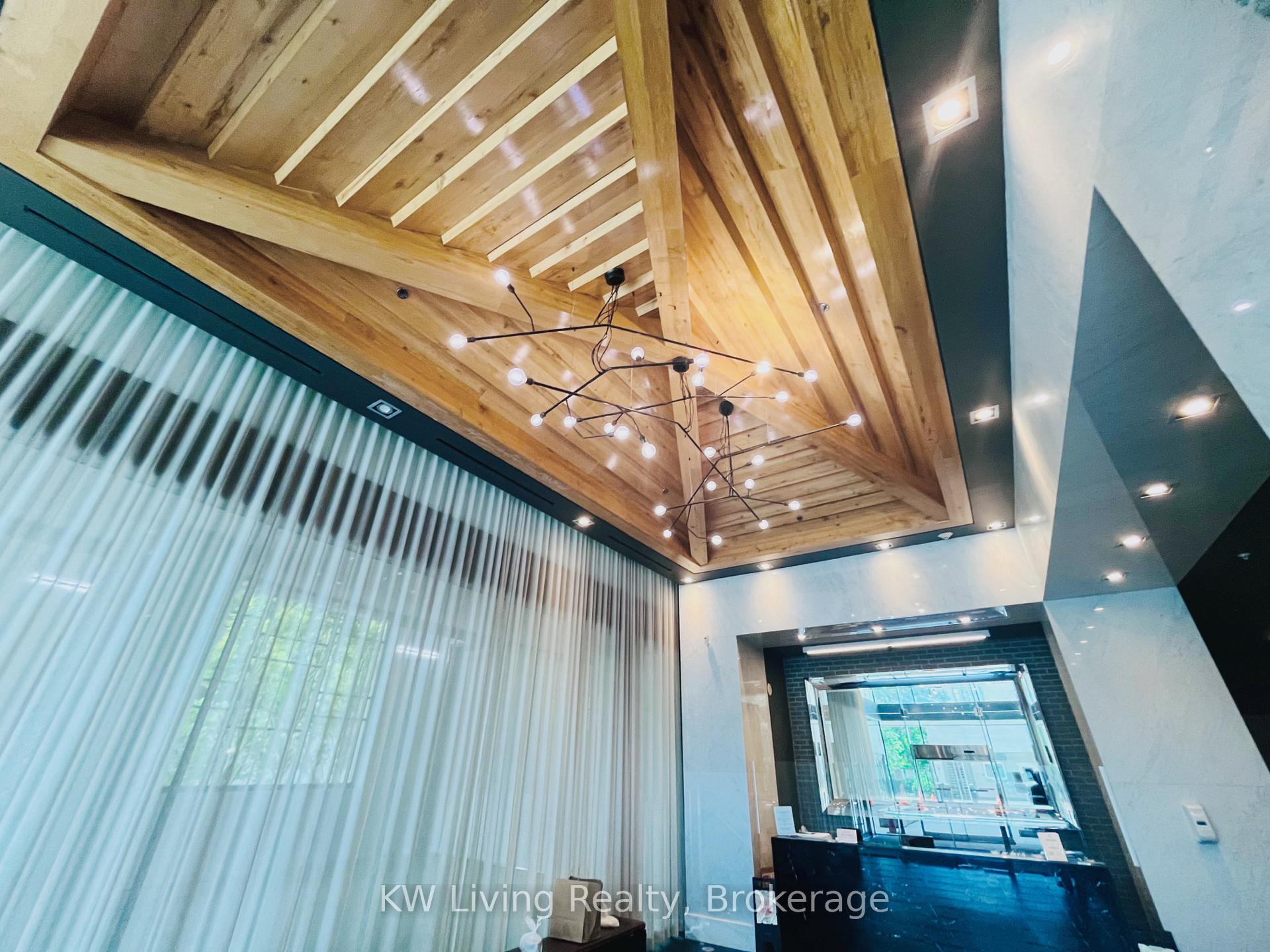 210 Simcoe Street 912, Toronto C01, ON M5T 0A9