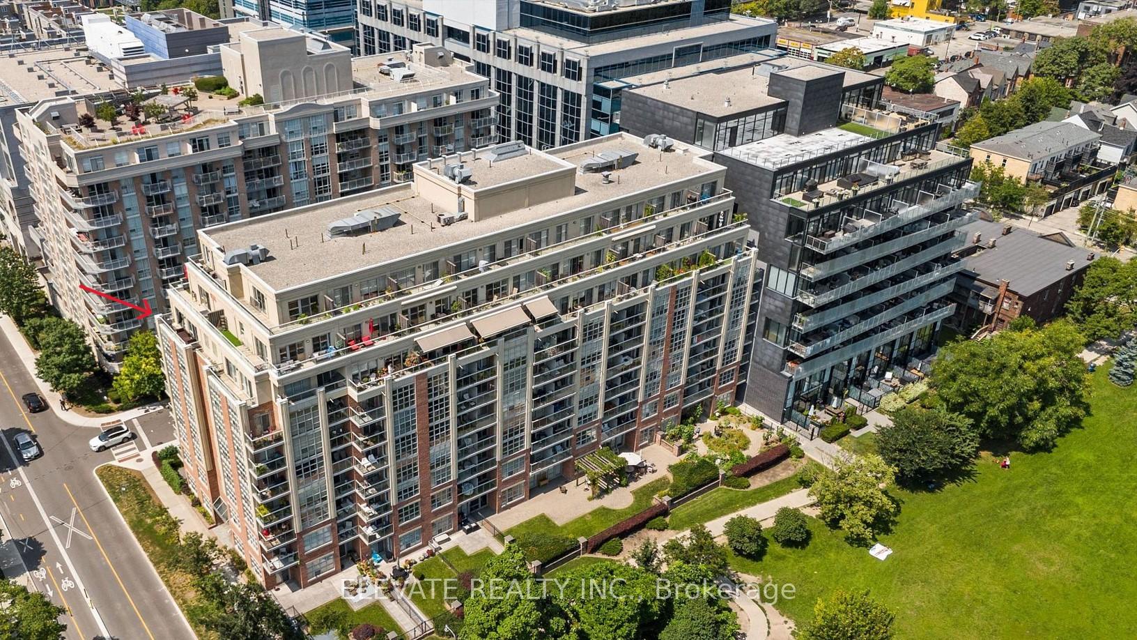 15 Stafford Street LPH5, Toronto C01, ON M5V 3X6