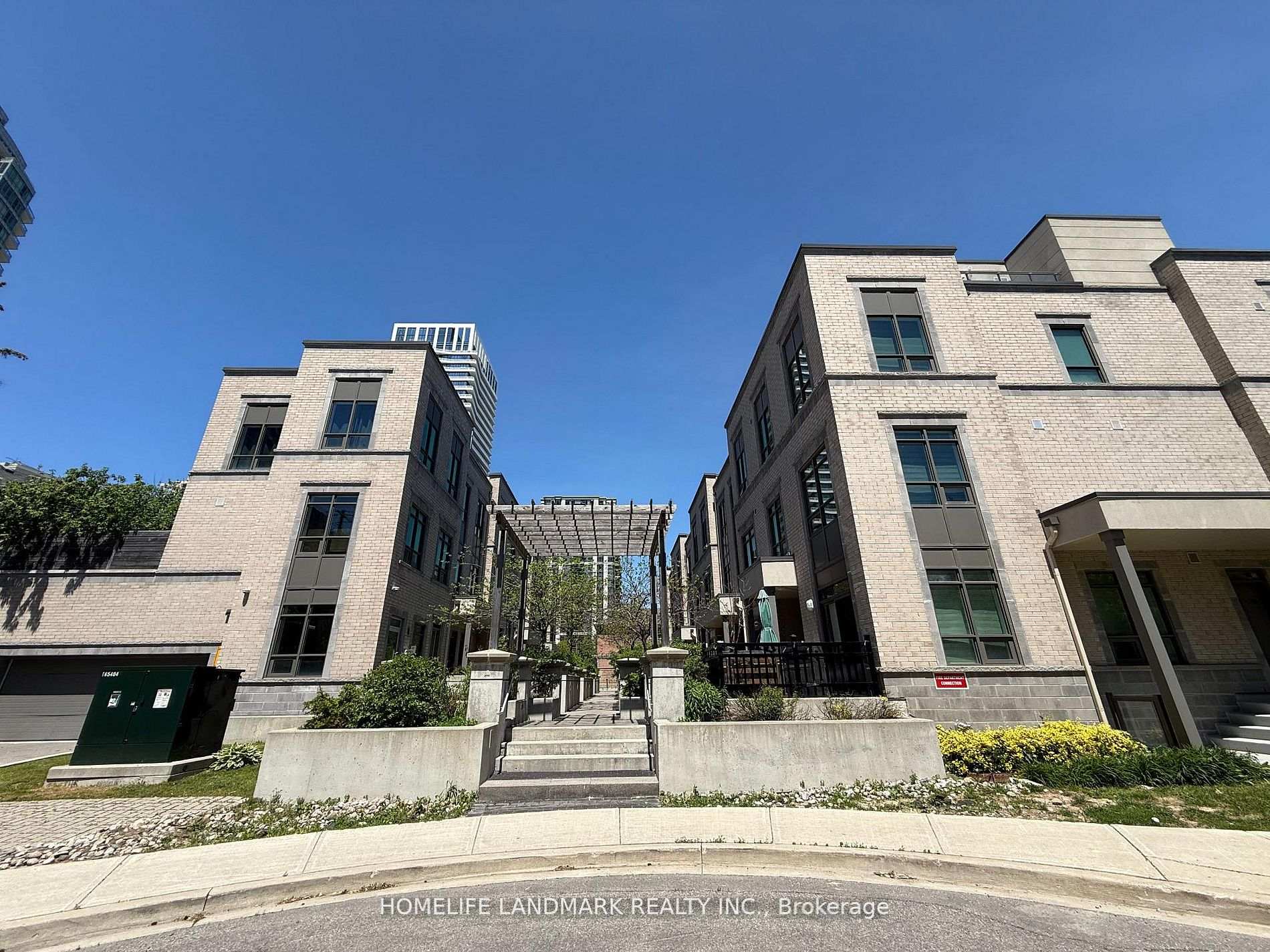 50 Holmes Avenue 3, Toronto C14, ON M2N 0J9