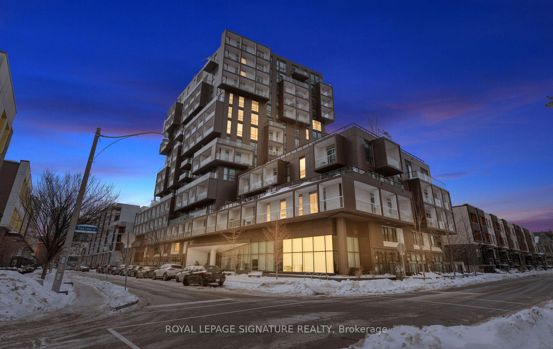 80 Vanauley Street 213, Toronto C01, ON M5T 0C9