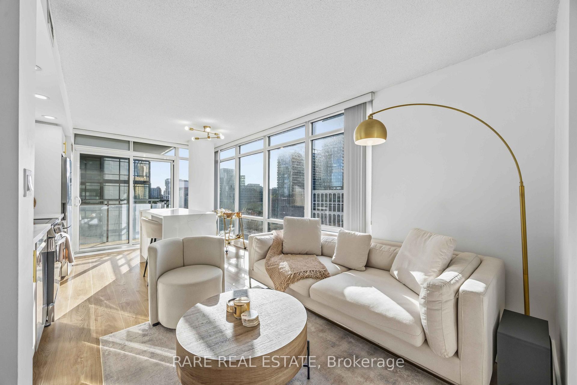4K Spadina Avenue 1002, Toronto C01, ON M5V 3Y4