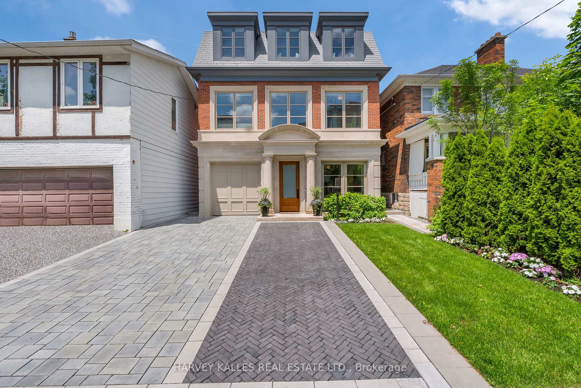 82 Sherwood Avenue, Toronto C10, ON M1R 1N8