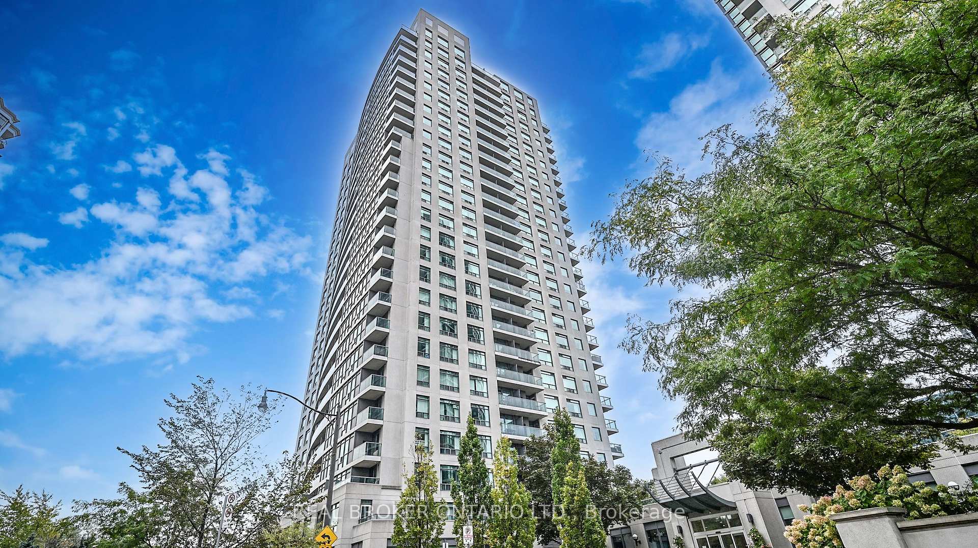 30 Harrison Garden Boulevard 2705, Toronto C14, ON M2N 7A9