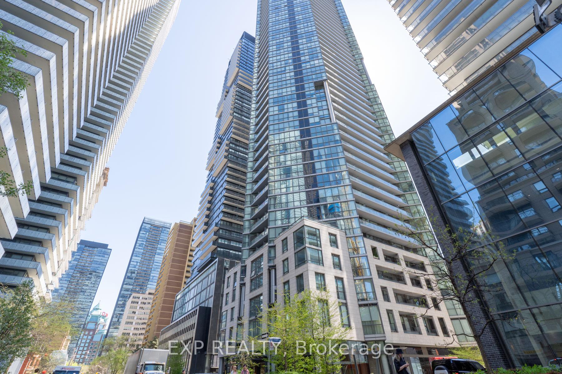 45 Charles Street E 3606, Toronto C08, ON M4Y 0B8