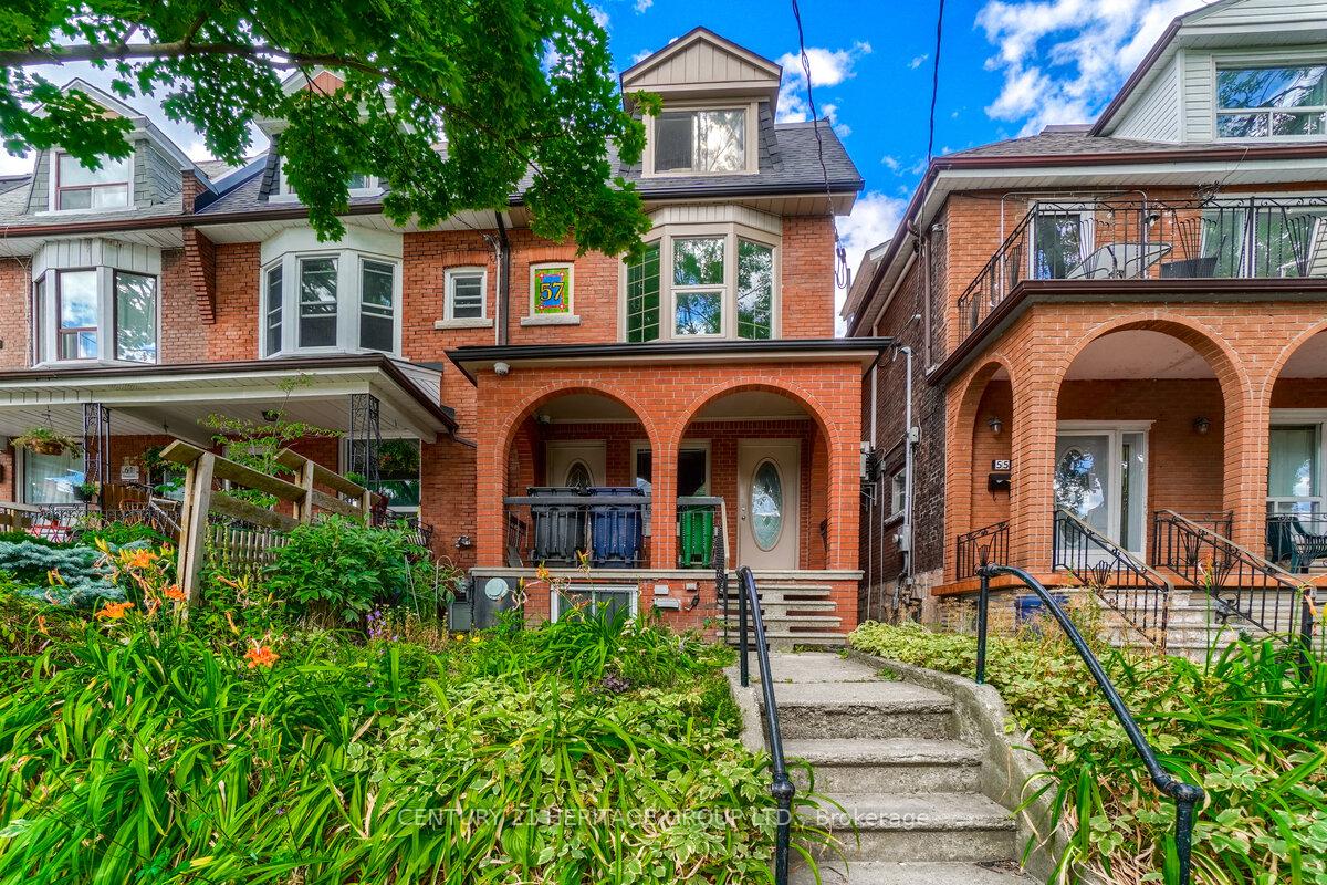 57 Beatrice Street 2, Toronto C01, ON M6J 2T2