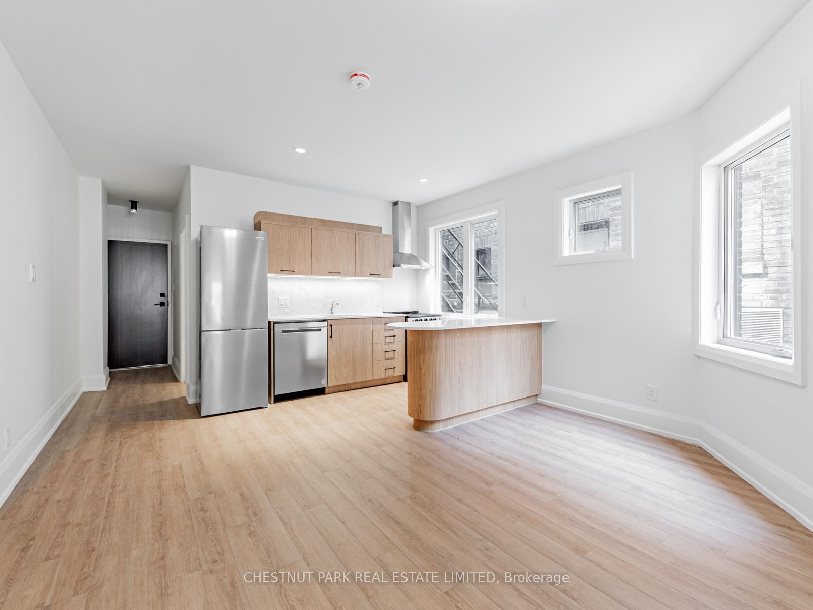 2528 Yonge Street 3, Toronto C03, ON M4P 2H7