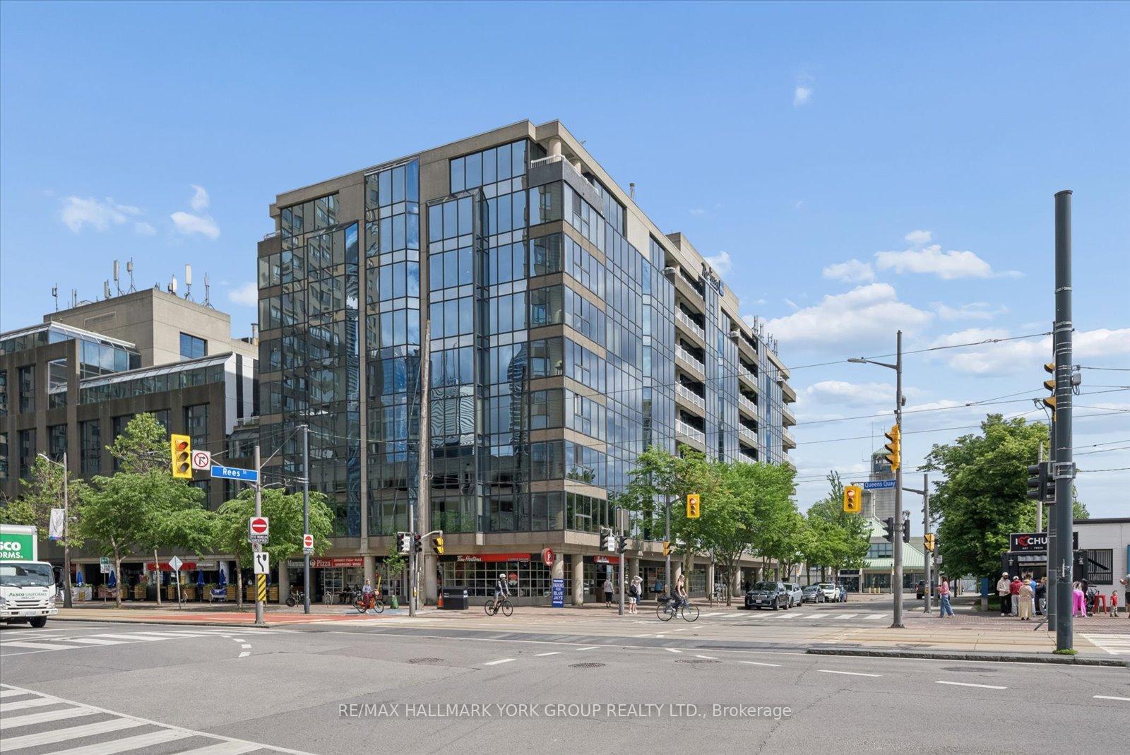 251 Queens Quay W 705, Toronto C01, ON M5J 2N6