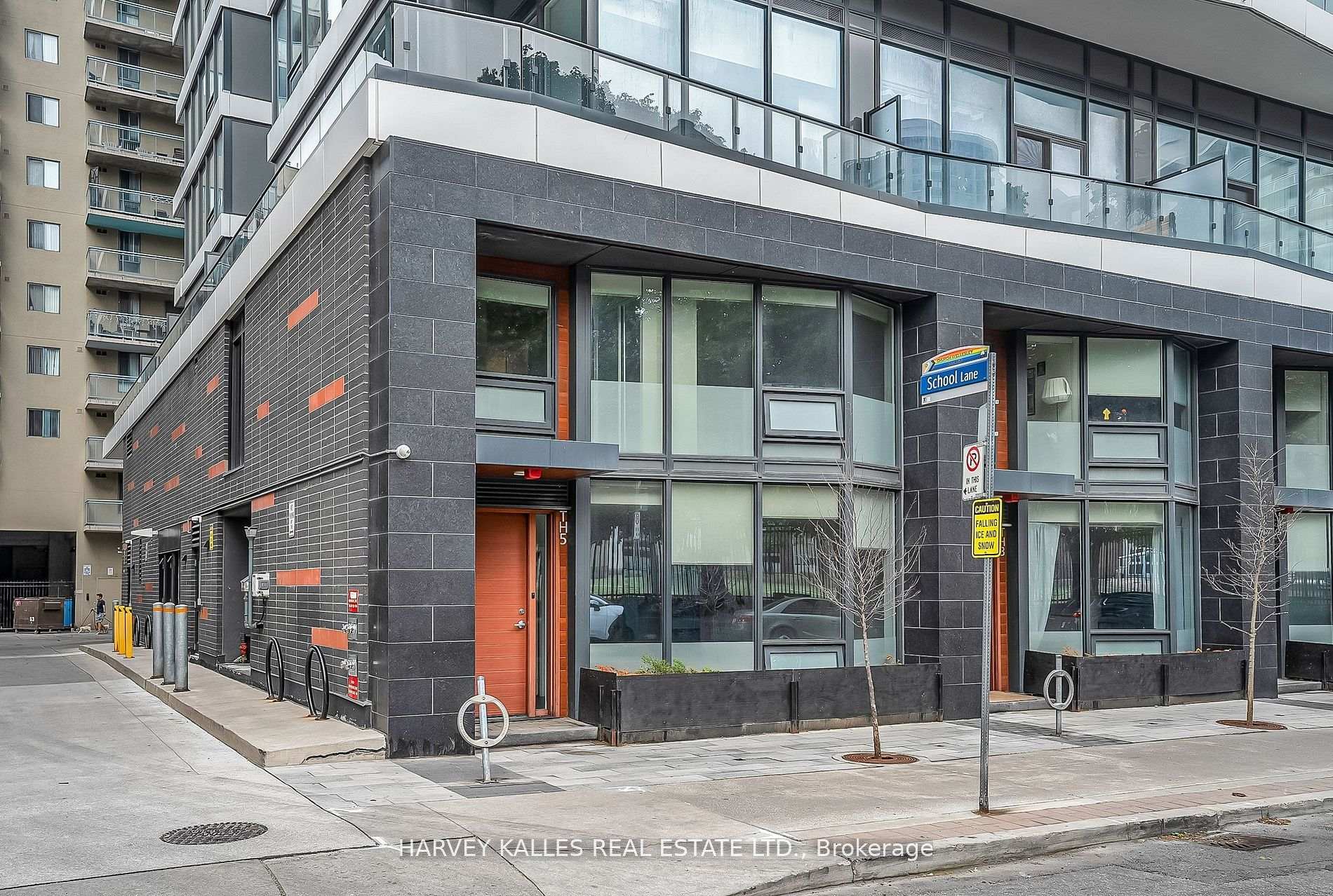 85 Wood Street TH5, Toronto C08, ON M4Y 0E8