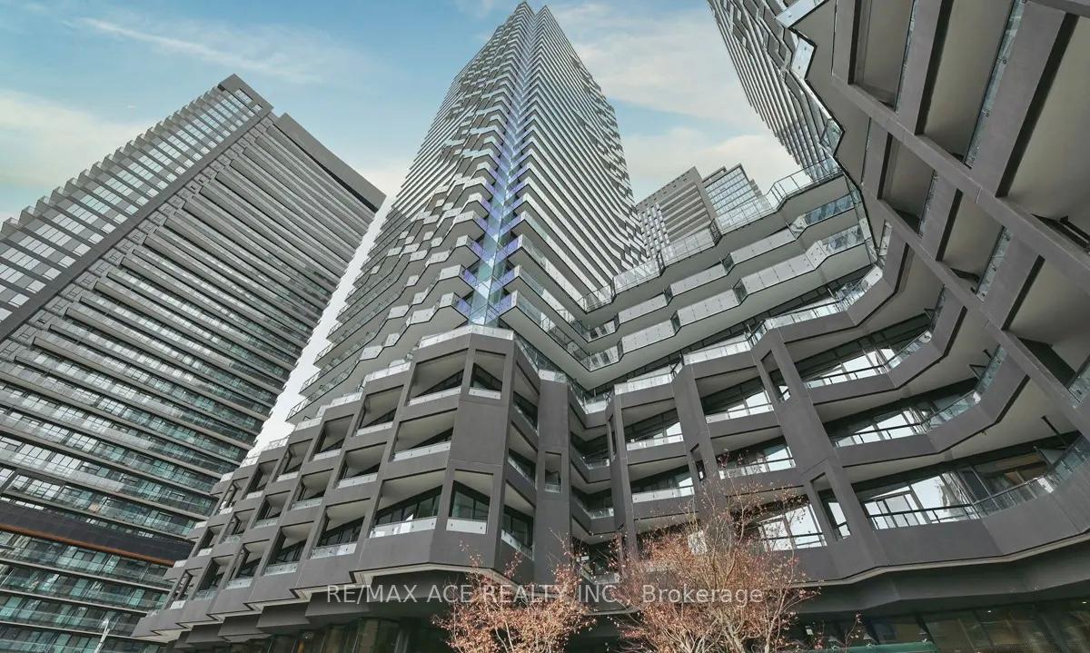 110 Broadway Avenue 2213, Toronto C10, ON M4P 1V7