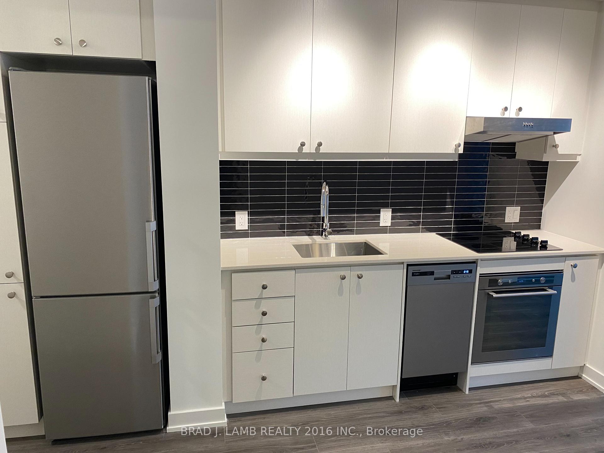 9 Tecumseth Street 713, Toronto C01, ON M5V 0S5