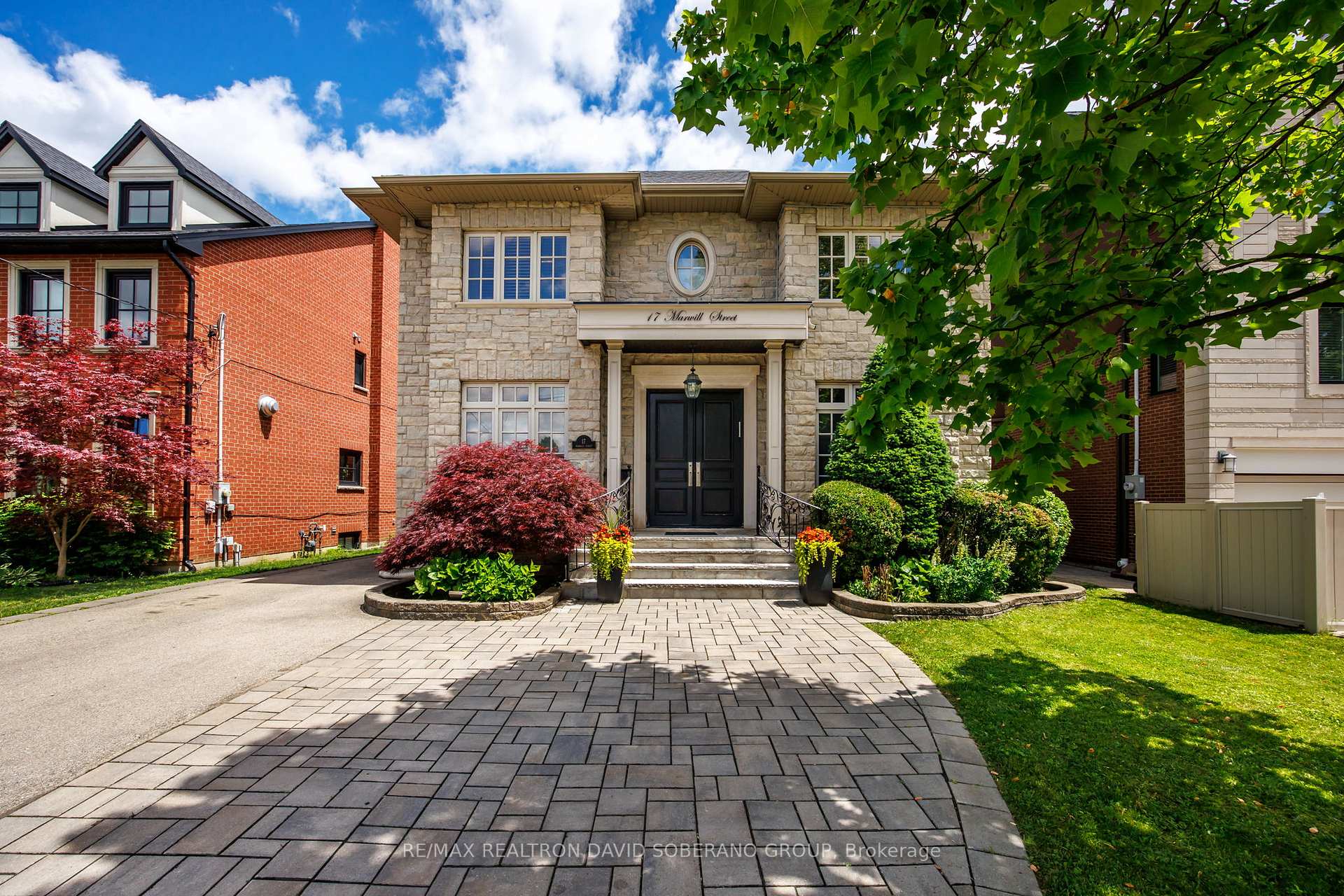 17 Marwill Street, Toronto C06, ON M3H 3L2