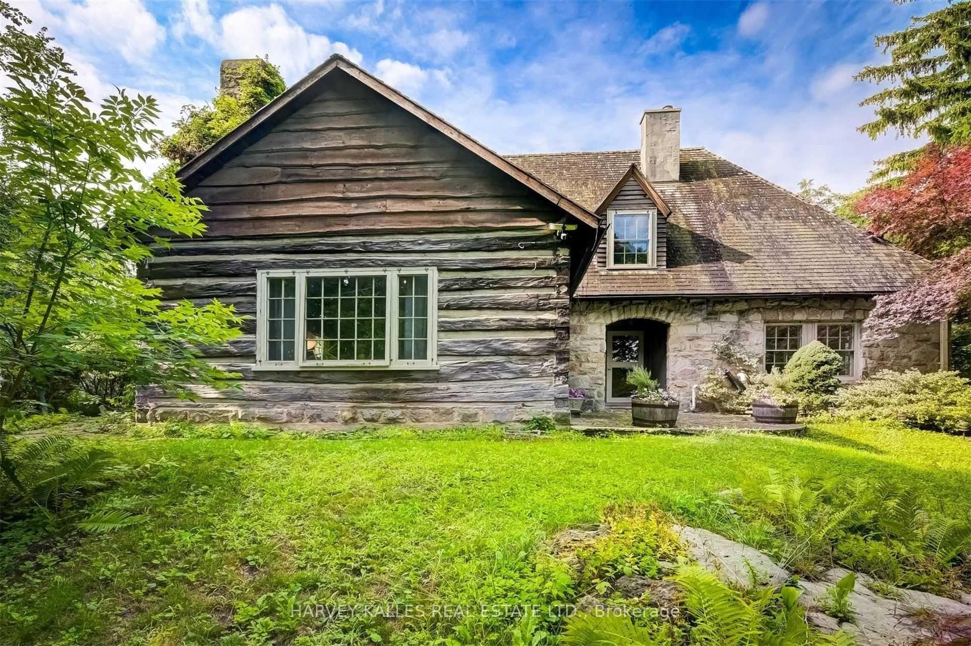 23 Donwoods Drive, Toronto C12, ON M4N 2E9