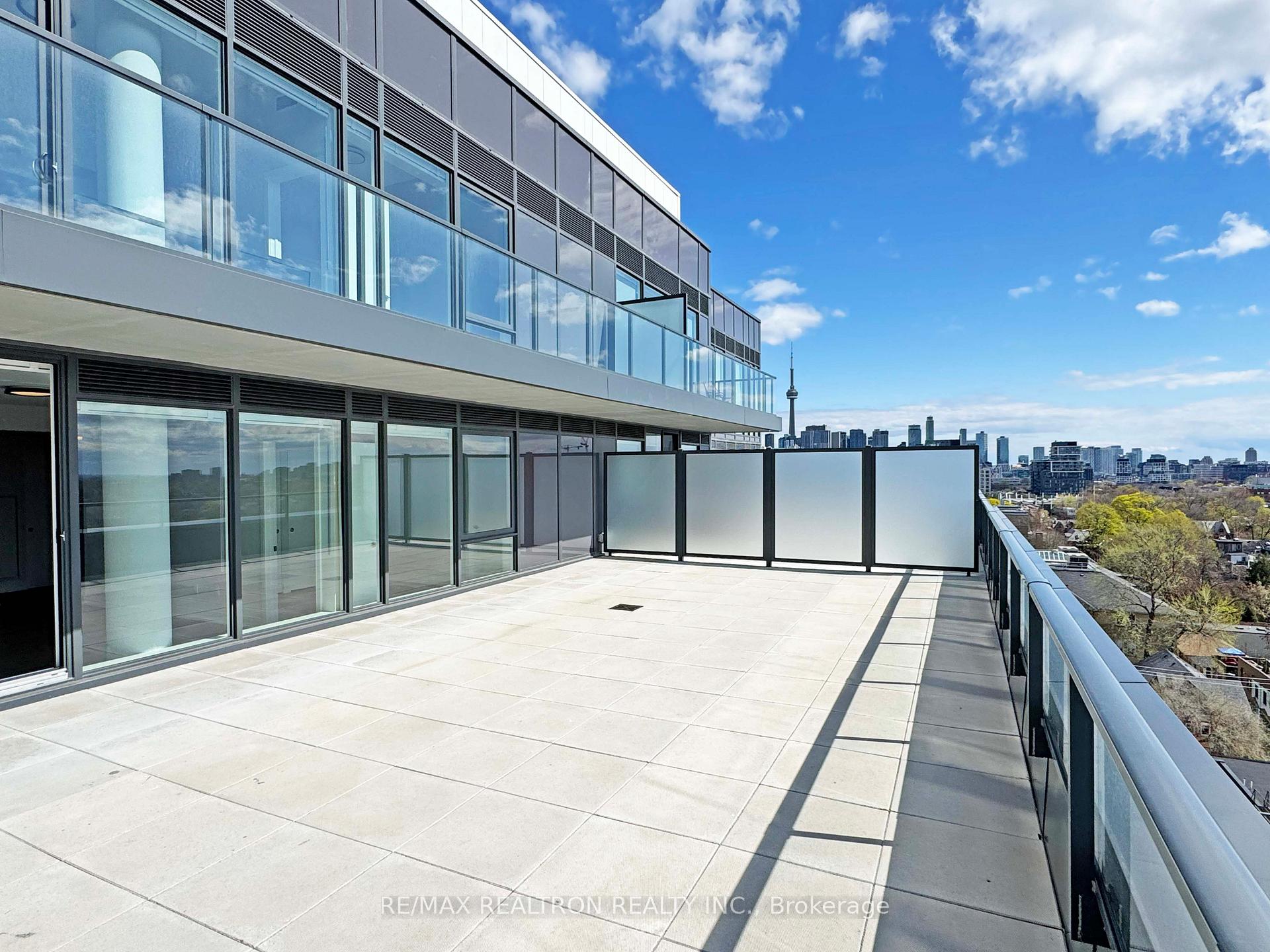664 Spadina Avenue 1001, Toronto C01, ON M5S 2H7