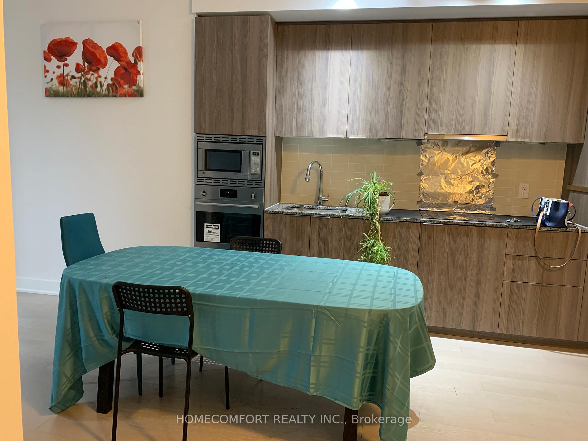 955 Bay Street 205, Toronto C01, ON M5S 0C6