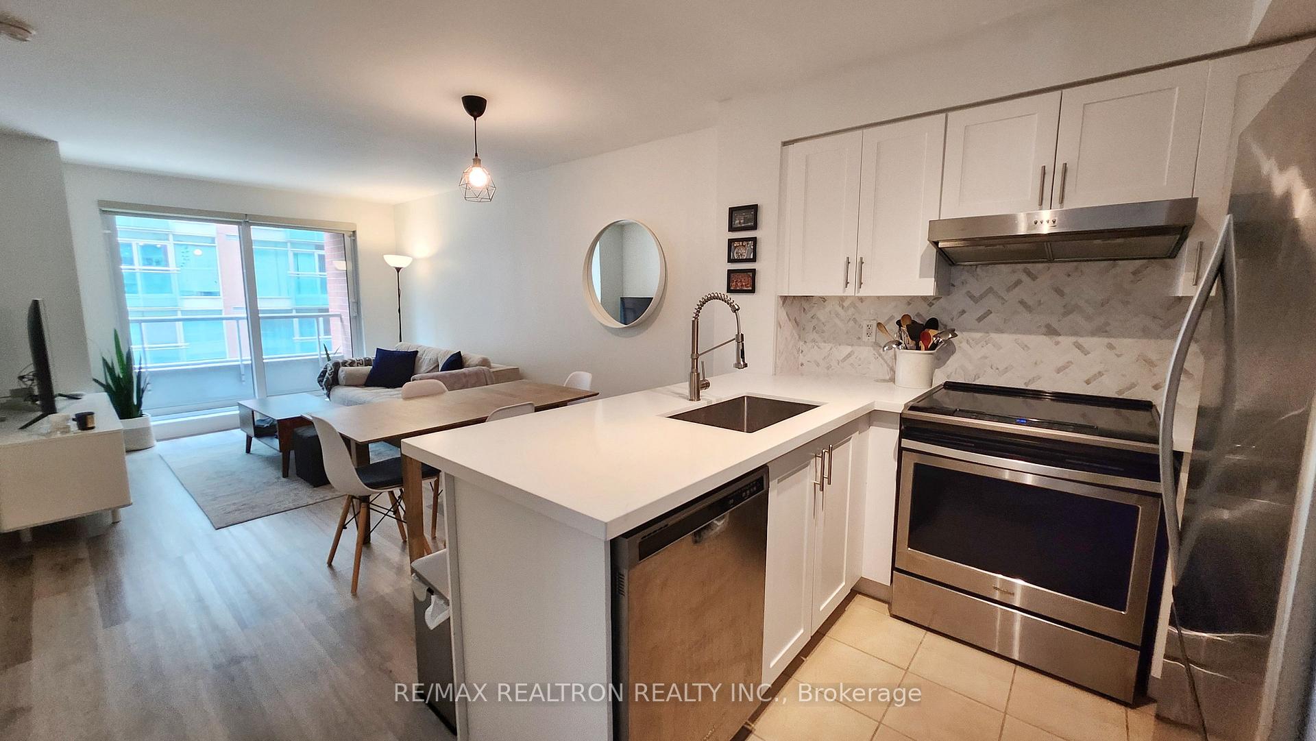 230 King Street E 511, Toronto C08, ON M5A 1K5