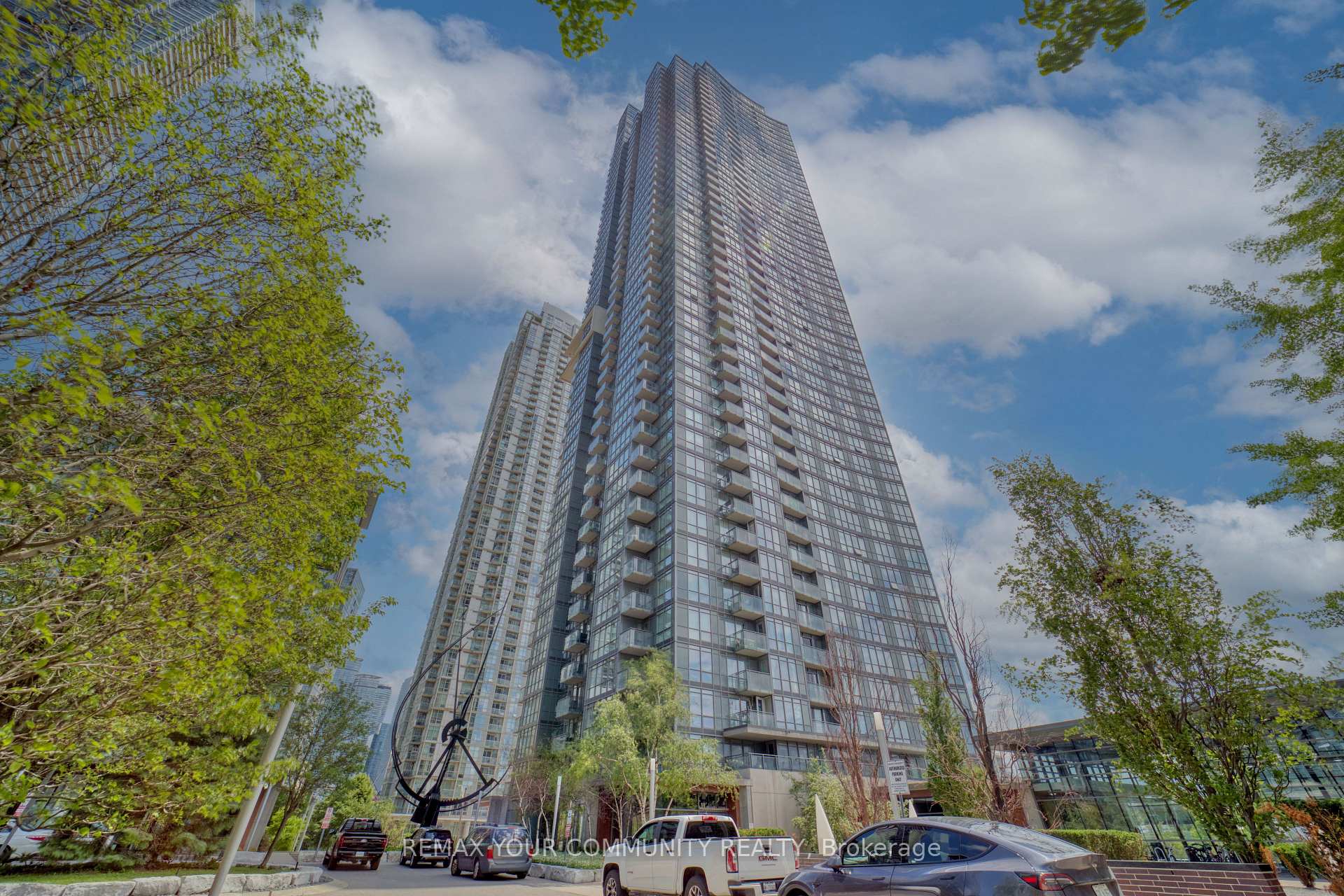 11 Brunel Court 2809, Toronto C01, ON M5V 3Y3